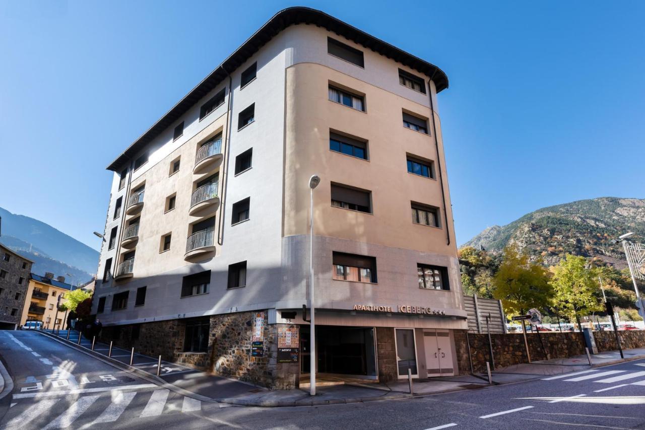 Aparthotel Iceberg Sant Julià de Lòria Exterior foto